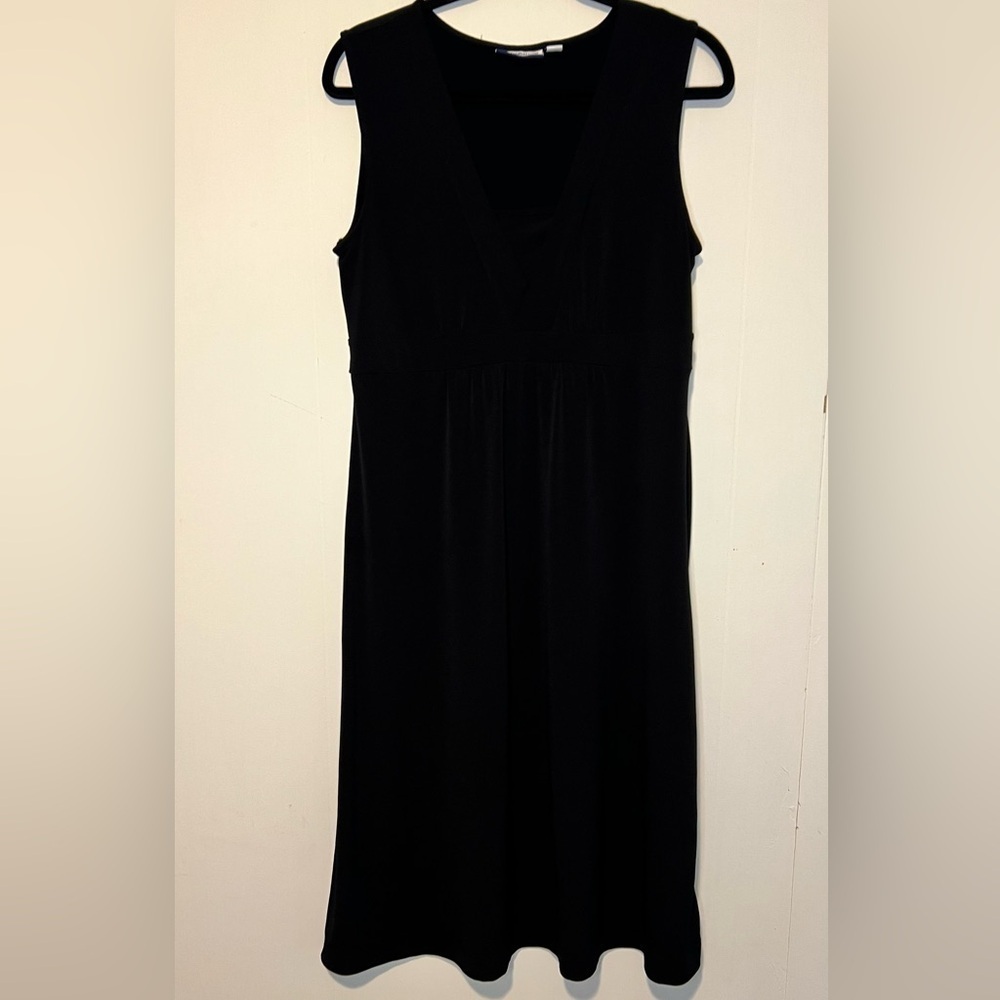 Croft & Barrow Sleeveless Black Knee Length Dress P10 53024